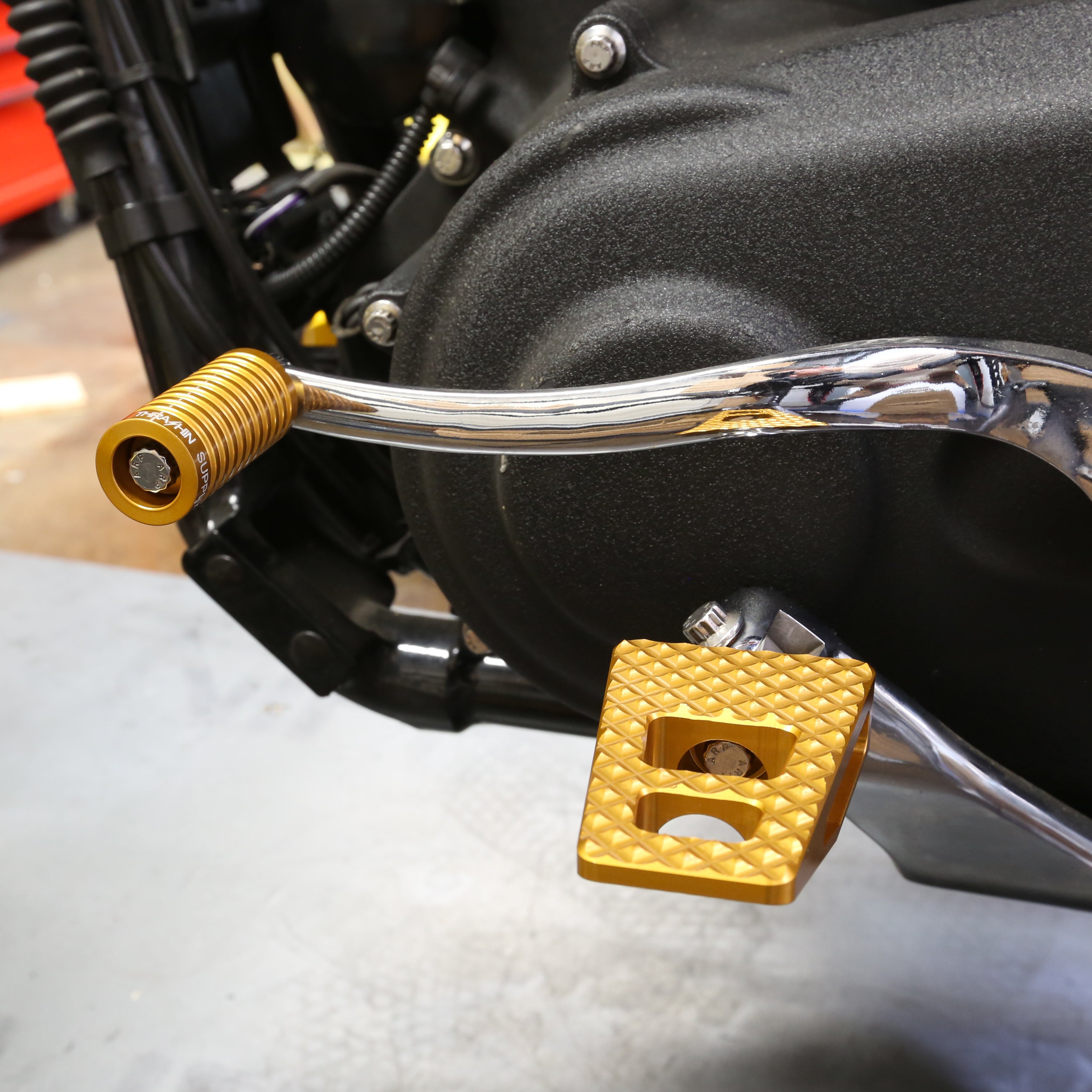 P-54 Pegs - Gold – Thrashin Supply