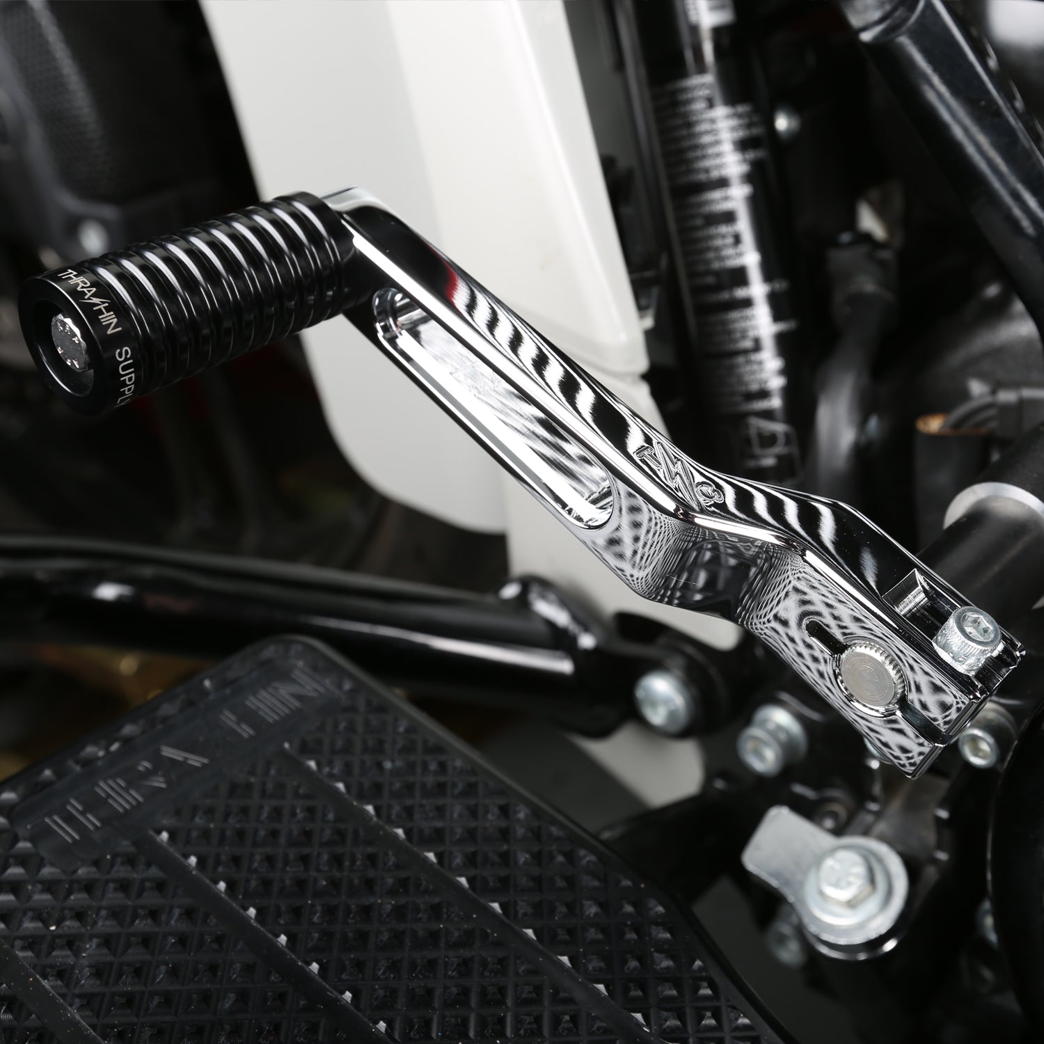 TSC Billet Shift Lever - Touring & FXR Models - Chrome – Thrashin